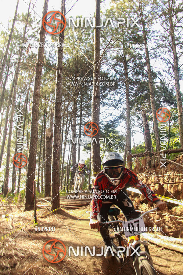 Achetez vos photos de l'vnementDownhill Pedreira sur Fotop