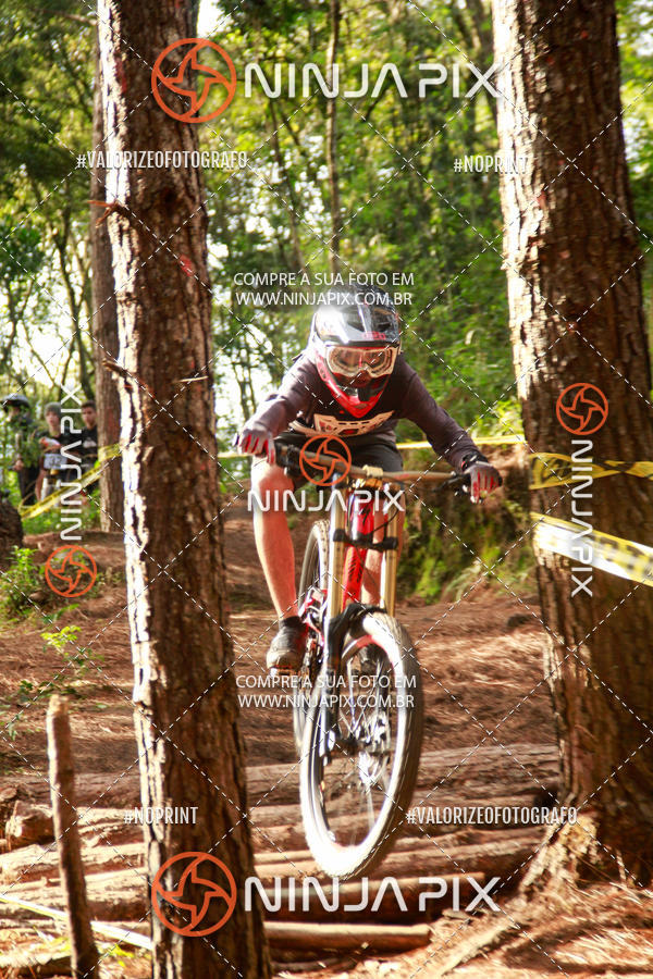 Achetez vos photos de l'vnementDownhill Pedreira sur Fotop