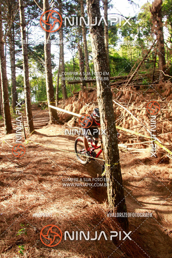 Achetez vos photos de l'vnementDownhill Pedreira sur Fotop