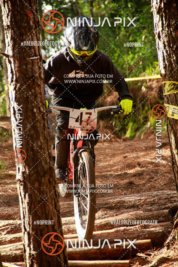Compra tus fotos del eventoDownhill Pedreira En Fotop