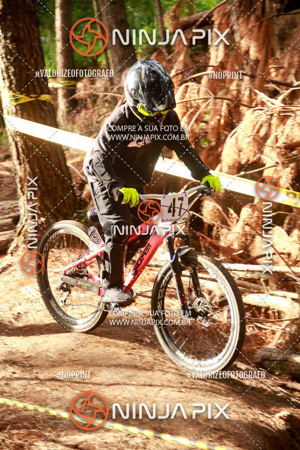 Compra tus fotos del eventoDownhill Pedreira En Fotop