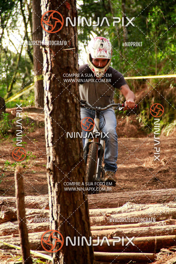 Compra tus fotos del eventoDownhill Pedreira En Fotop