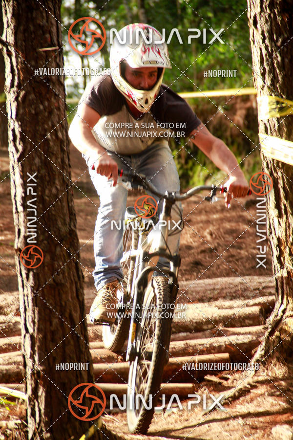 Compra tus fotos del eventoDownhill Pedreira En Fotop