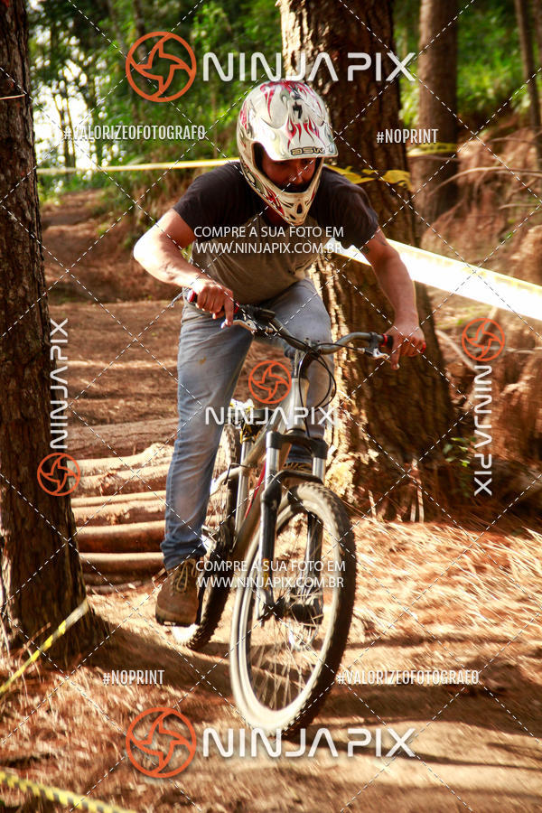 Compra tus fotos del eventoDownhill Pedreira En Fotop