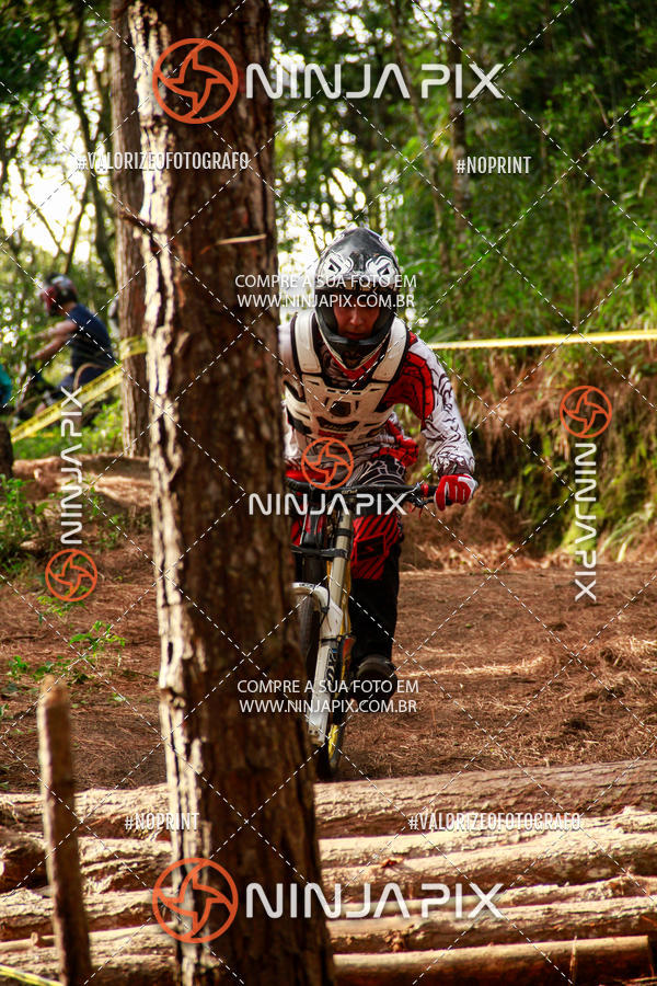 Compra tus fotos del eventoDownhill Pedreira En Fotop