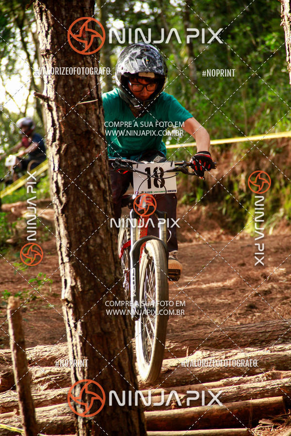 Compra tus fotos del eventoDownhill Pedreira En Fotop
