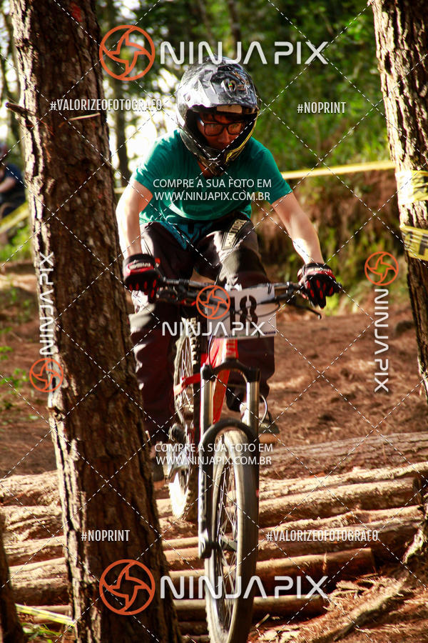 Compra tus fotos del eventoDownhill Pedreira En Fotop