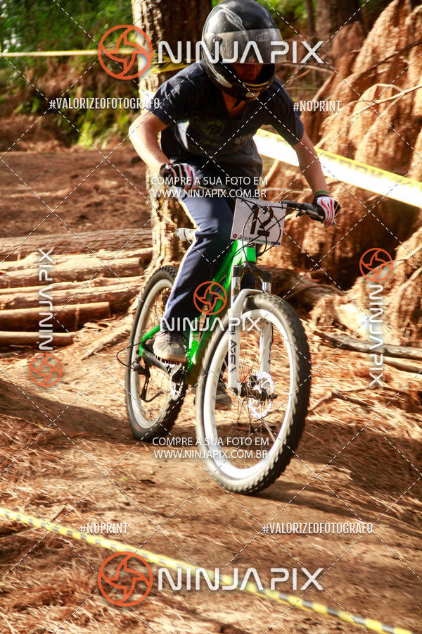 Compra tus fotos del eventoDownhill Pedreira En Fotop