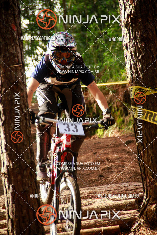 Compra tus fotos del eventoDownhill Pedreira En Fotop