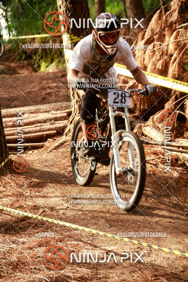 Acquista le foto dell'eventoDownhill Pedreira in Fotop
