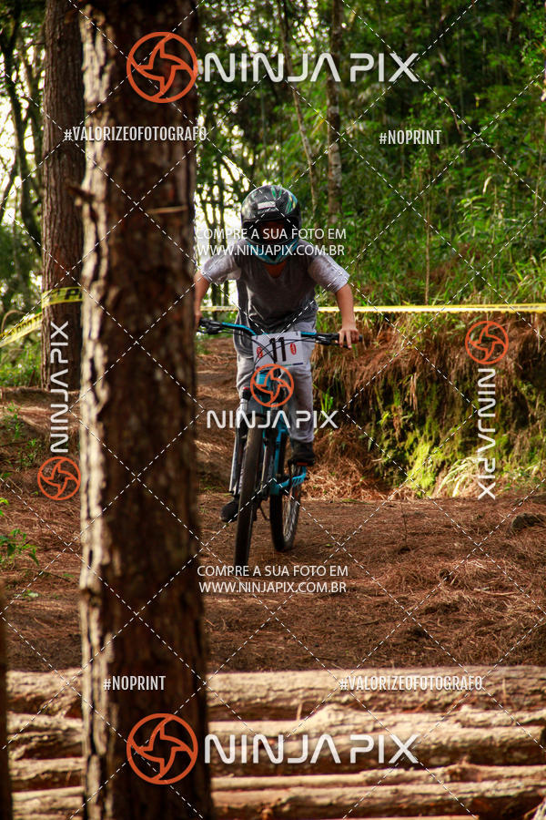 Acquista le foto dell'eventoDownhill Pedreira in Fotop