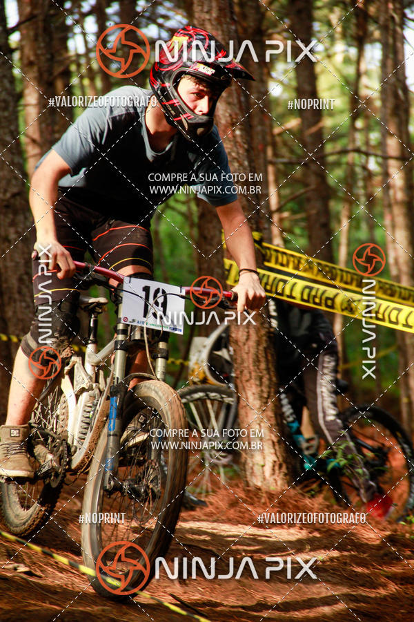 Achetez vos photos de l'vnementDownhill Pedreira sur Fotop