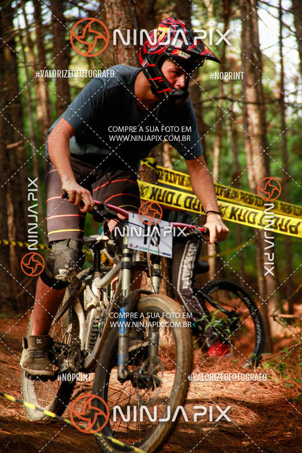 Achetez vos photos de l'vnementDownhill Pedreira sur Fotop