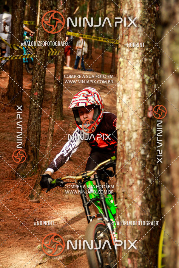 Achetez vos photos de l'vnementDownhill Pedreira sur Fotop
