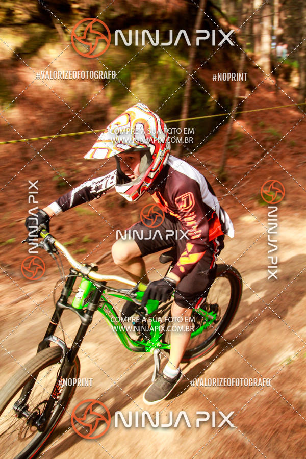 Achetez vos photos de l'vnementDownhill Pedreira sur Fotop