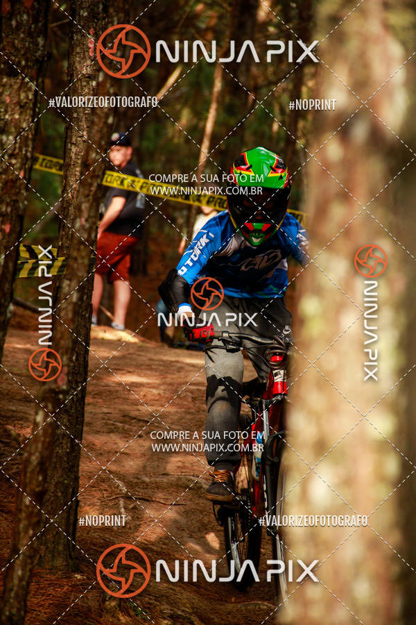 Achetez vos photos de l'vnementDownhill Pedreira sur Fotop