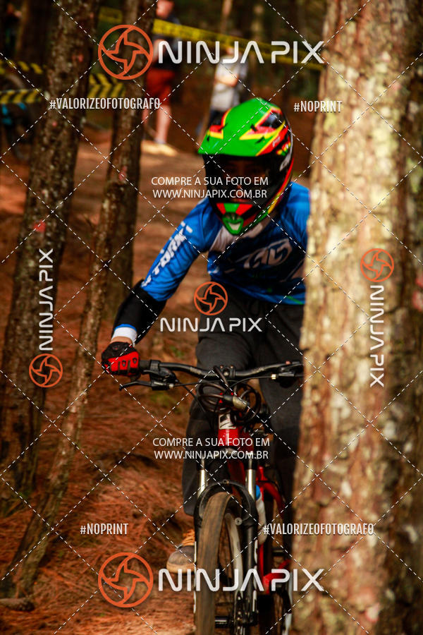 Achetez vos photos de l'vnementDownhill Pedreira sur Fotop