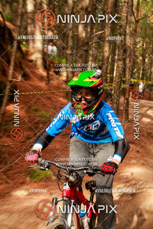Achetez vos photos de l'vnementDownhill Pedreira sur Fotop