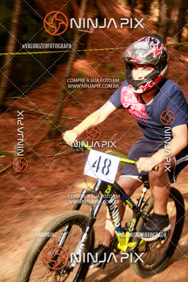 Achetez vos photos de l'vnementDownhill Pedreira sur Fotop