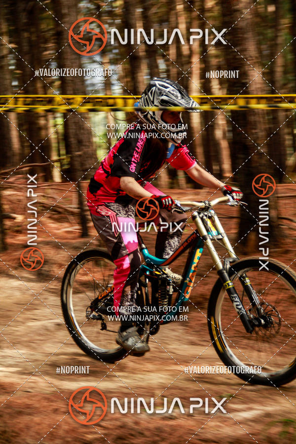 Achetez vos photos de l'vnementDownhill Pedreira sur Fotop