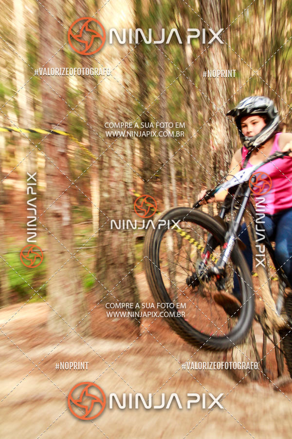 Achetez vos photos de l'vnementDownhill Pedreira sur Fotop