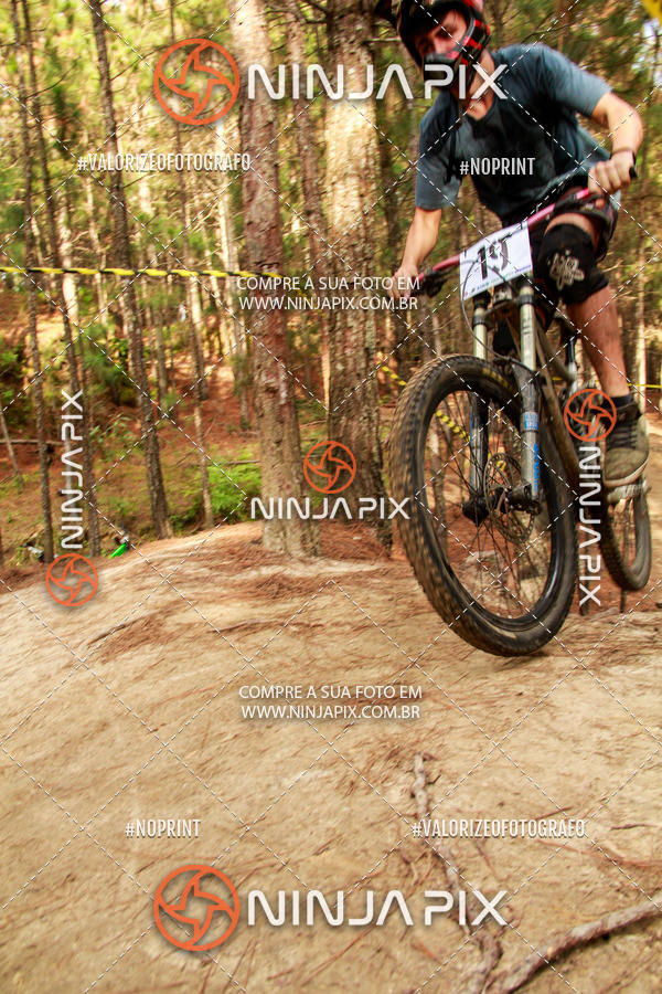 Achetez vos photos de l'vnementDownhill Pedreira sur Fotop