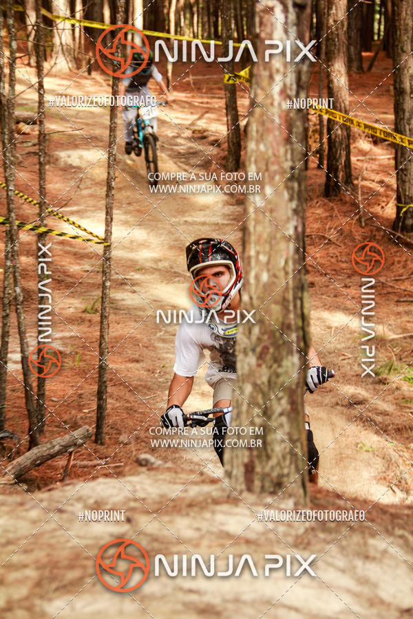 Achetez vos photos de l'vnementDownhill Pedreira sur Fotop