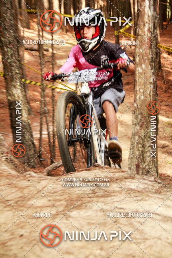 Achetez vos photos de l'vnementDownhill Pedreira sur Fotop