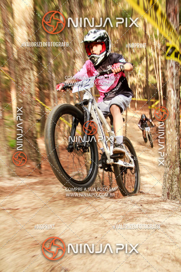 Achetez vos photos de l'vnementDownhill Pedreira sur Fotop