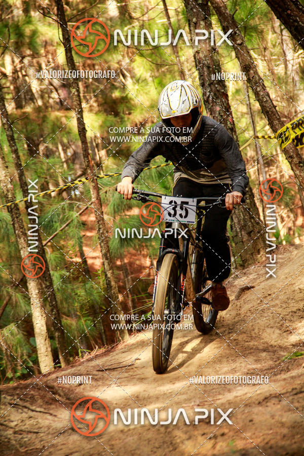 Buy your photos of the eventDownhill Pedreira on Fotop