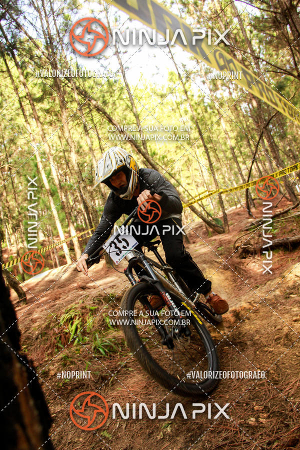 Buy your photos of the eventDownhill Pedreira on Fotop