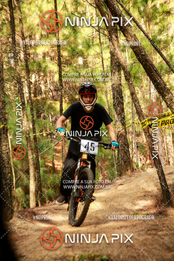 Buy your photos of the eventDownhill Pedreira on Fotop