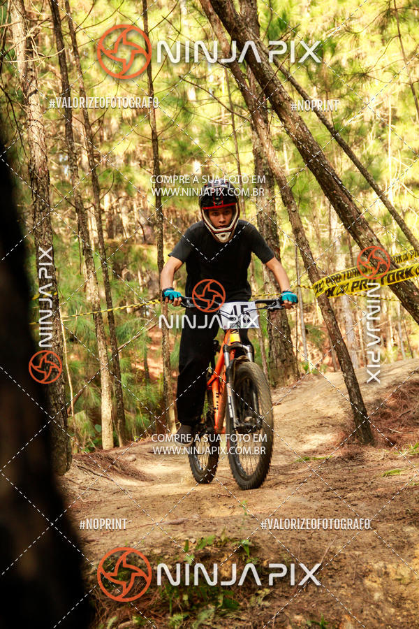 Buy your photos of the eventDownhill Pedreira on Fotop