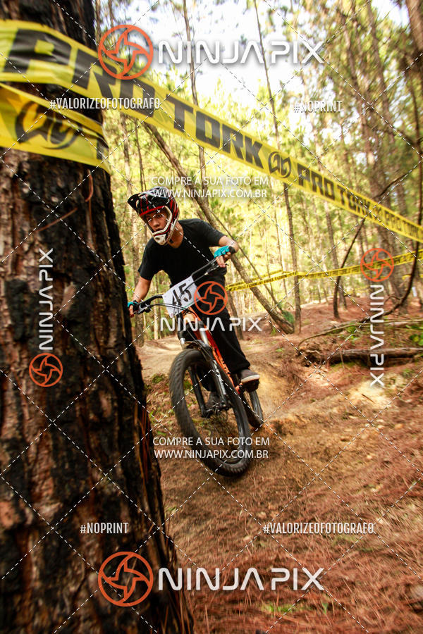 Buy your photos of the eventDownhill Pedreira on Fotop