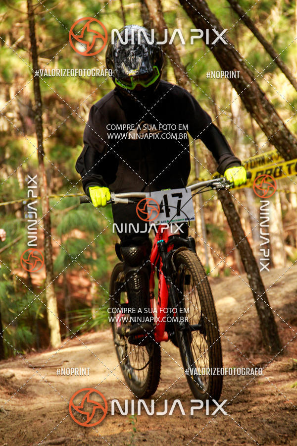 Achetez vos photos de l'vnementDownhill Pedreira sur Fotop
