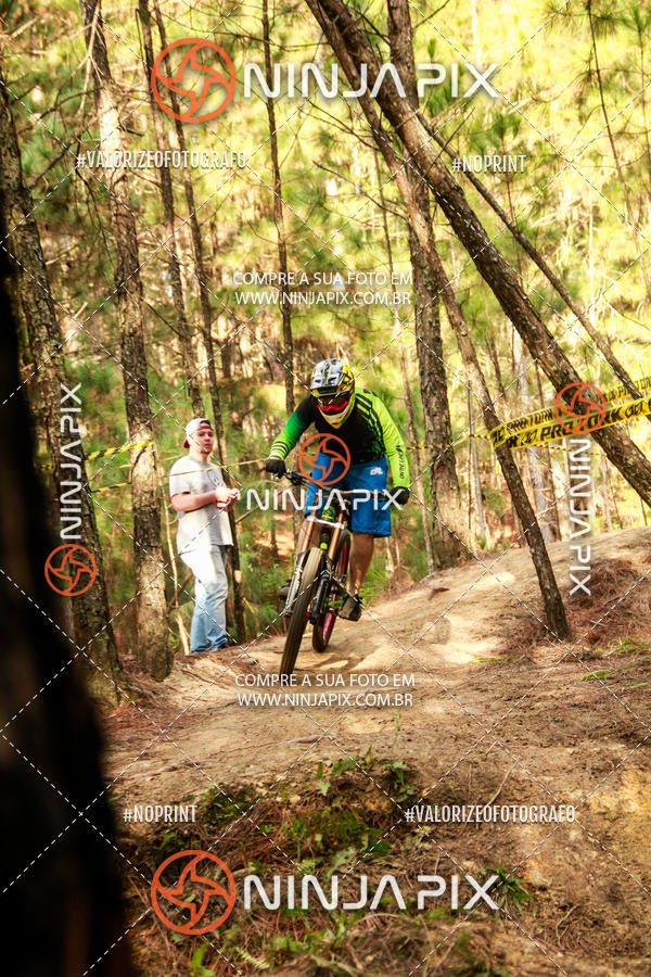 Achetez vos photos de l'vnementDownhill Pedreira sur Fotop