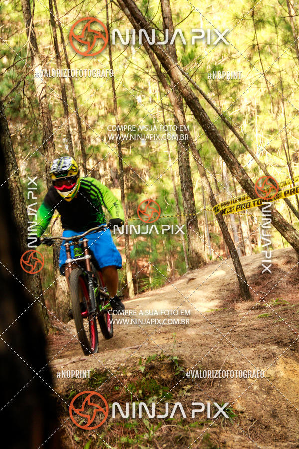 Buy your photos of the eventDownhill Pedreira on Fotop