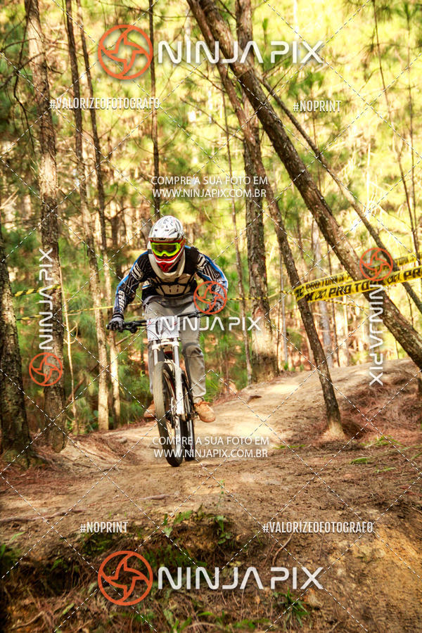 Buy your photos of the eventDownhill Pedreira on Fotop