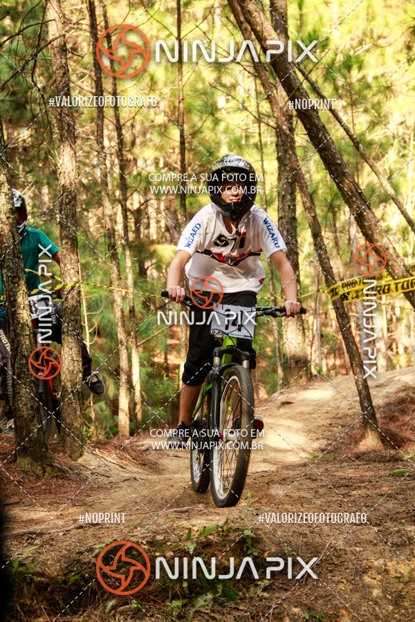 Buy your photos of the eventDownhill Pedreira on Fotop