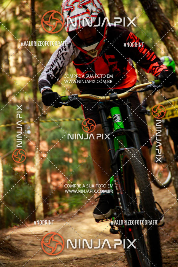 Buy your photos of the eventDownhill Pedreira on Fotop