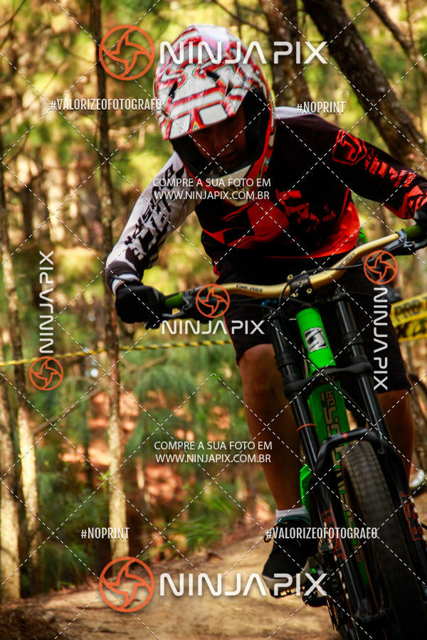 Buy your photos of the eventDownhill Pedreira on Fotop