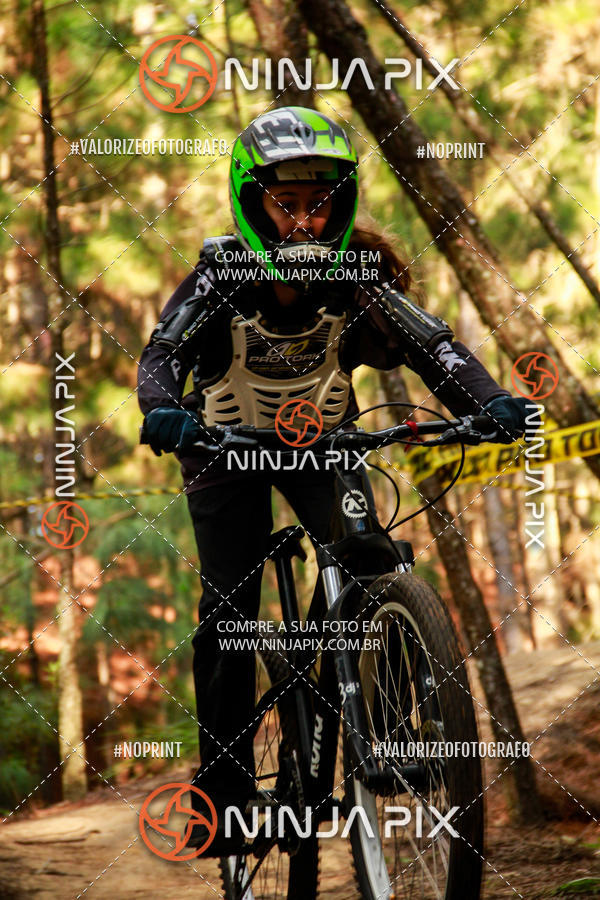 Buy your photos of the eventDownhill Pedreira on Fotop