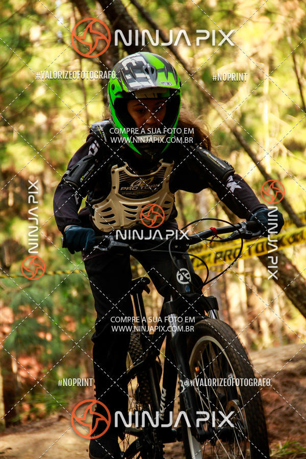 Buy your photos of the eventDownhill Pedreira on Fotop