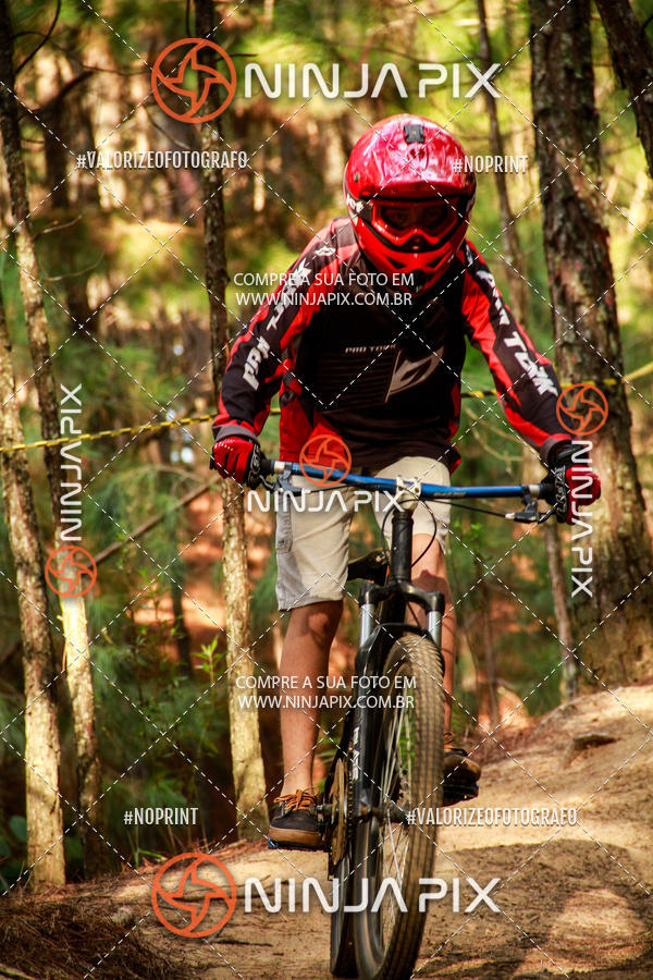 Buy your photos of the eventDownhill Pedreira on Fotop
