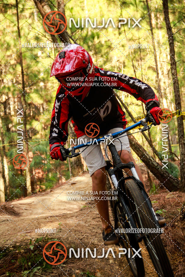Achetez vos photos de l'vnementDownhill Pedreira sur Fotop