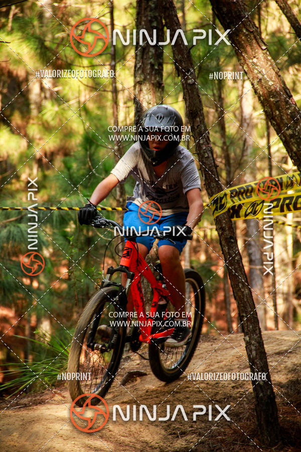 Achetez vos photos de l'vnementDownhill Pedreira sur Fotop