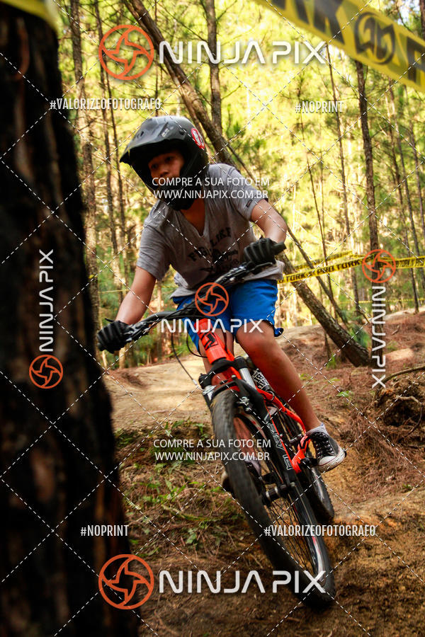 Achetez vos photos de l'vnementDownhill Pedreira sur Fotop