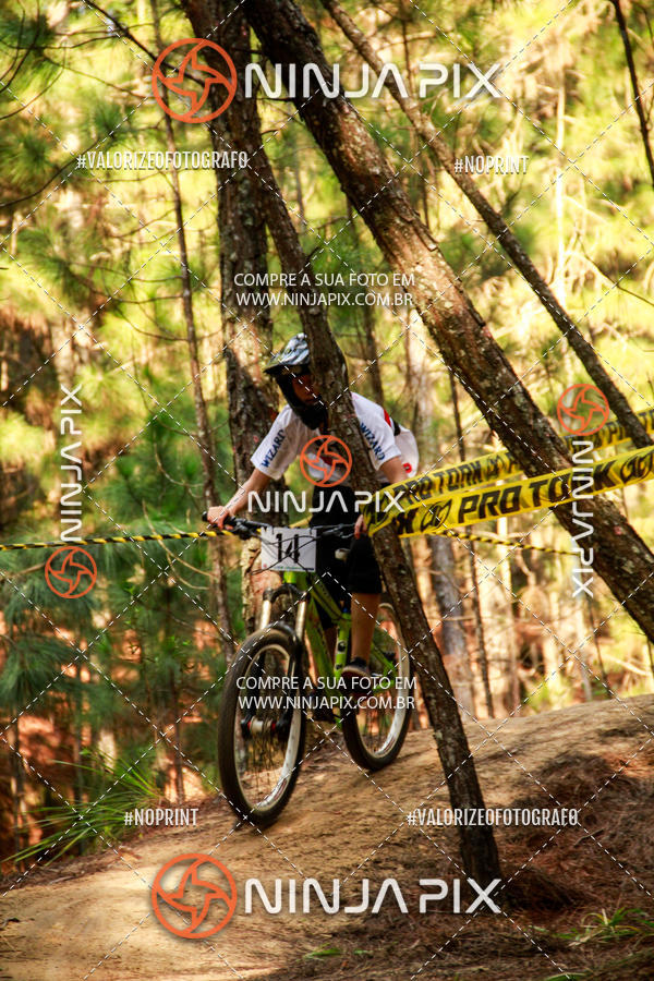 Achetez vos photos de l'vnementDownhill Pedreira sur Fotop