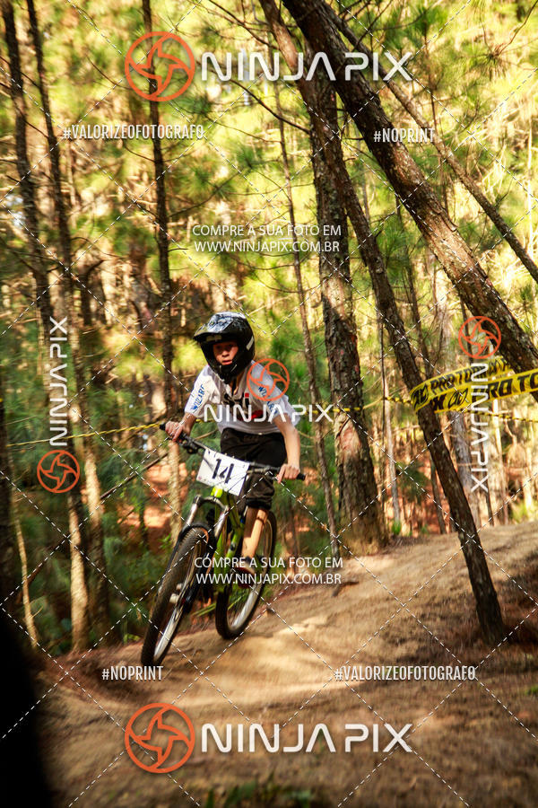 Achetez vos photos de l'vnementDownhill Pedreira sur Fotop