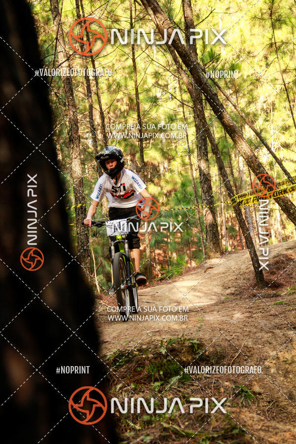 Achetez vos photos de l'vnementDownhill Pedreira sur Fotop